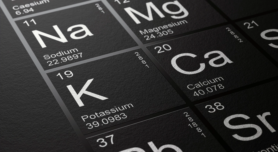 Бели прахове, разтворими във вода