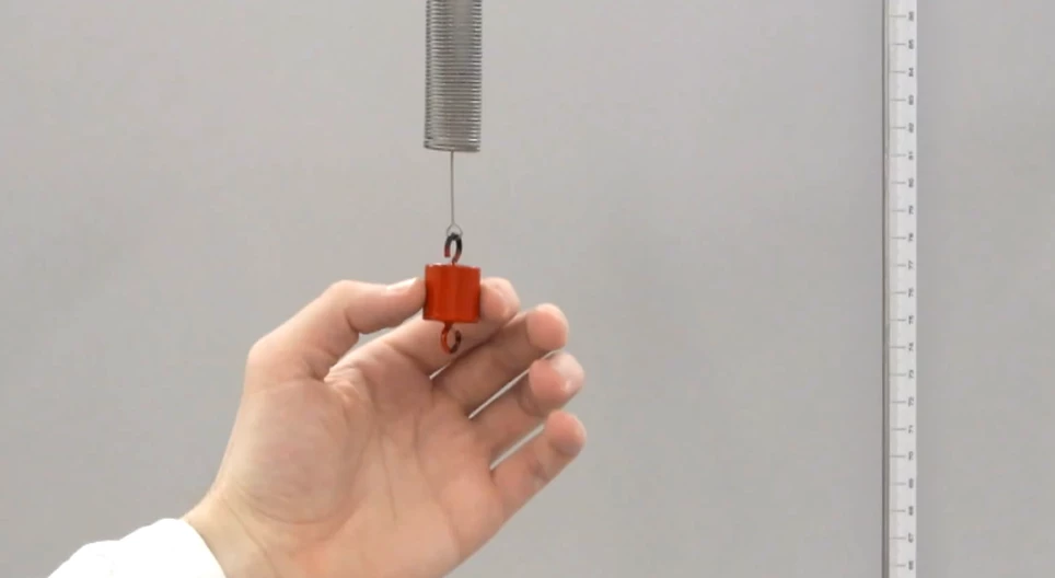 Dependence of period of oscillation on mass (basic)