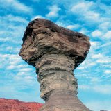 Mushroom rock in the desert