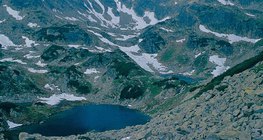 Tarn, mountain lake (Carpathian Mountains)