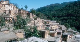 Present-day settlement similar to Neolithic villages (Iran)