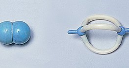 Space-filling and ball-and-stick models of nitrogen molecule