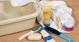 Cosmetic tools for removing calluses