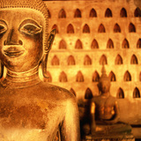 Статуя на Буда