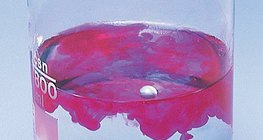 Reaction between sodium and water