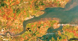 A Temze tölcsértorkolata műholdfelvételen