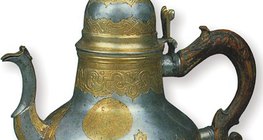 Decorated Turkish tea can