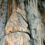 Cseppkőoszlopok az Aggteleki-cseppkőbarlangban