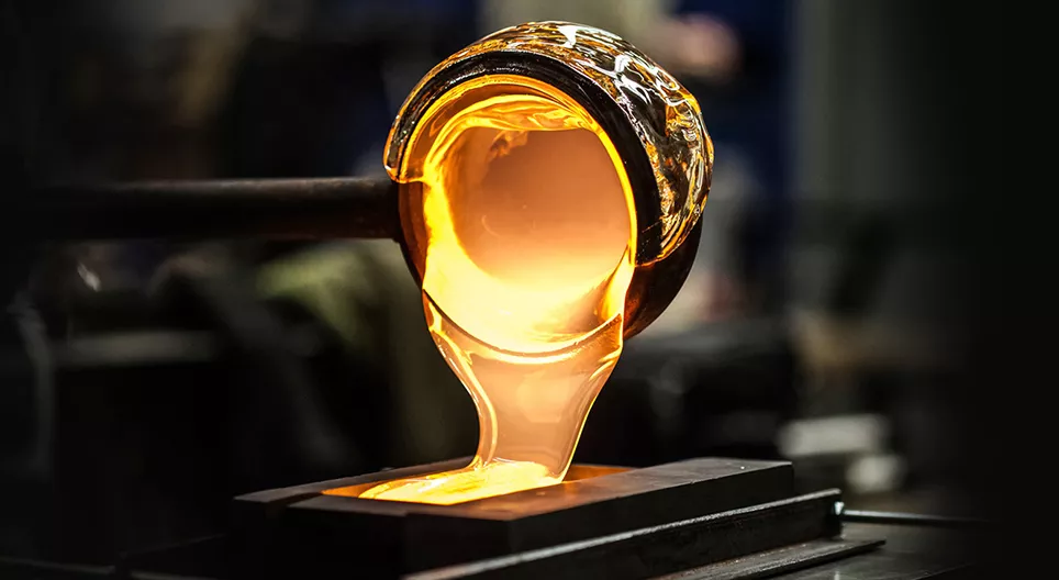 O vidro é um líquido ou um sólido?