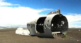 Wrecked plane