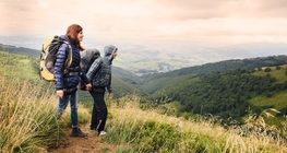 В планината