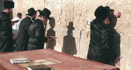 Jewish Religious Clothing