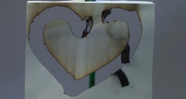 Пламтящо сърце